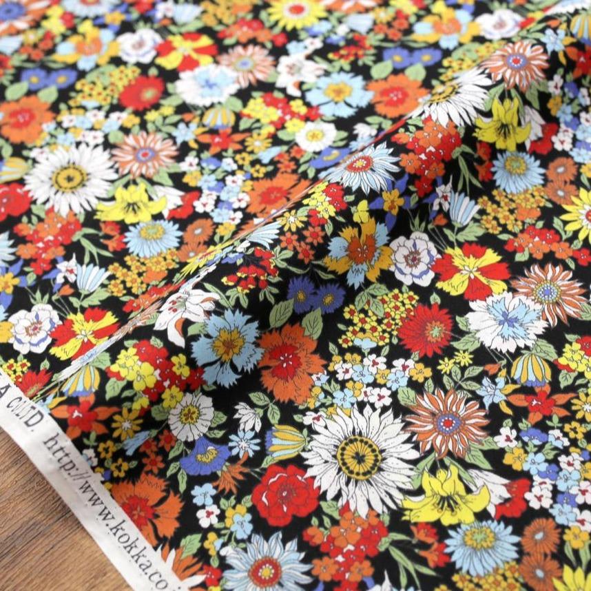 Kokka Floral 2 Small Daisies- Cotton Lawn - Black Red F - 50cm
